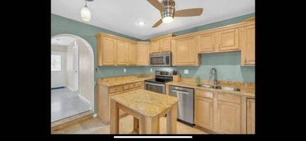 Building Photo - 27101 Sun Aqua Ln