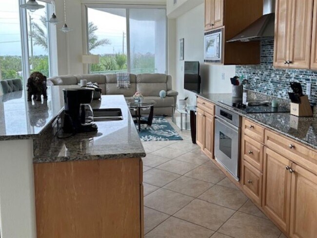 Foto del edificio - 1375 Beach Rd