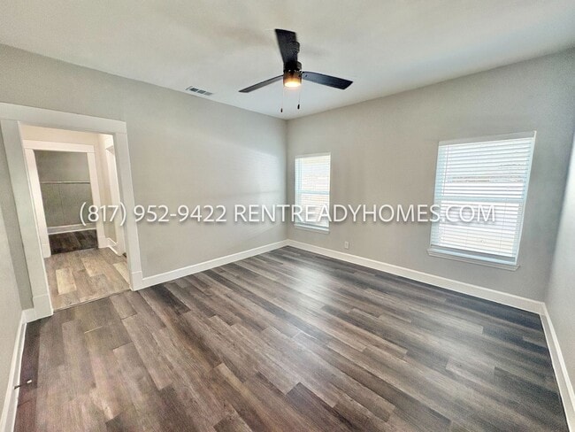 Building Photo - 4431 Clay St