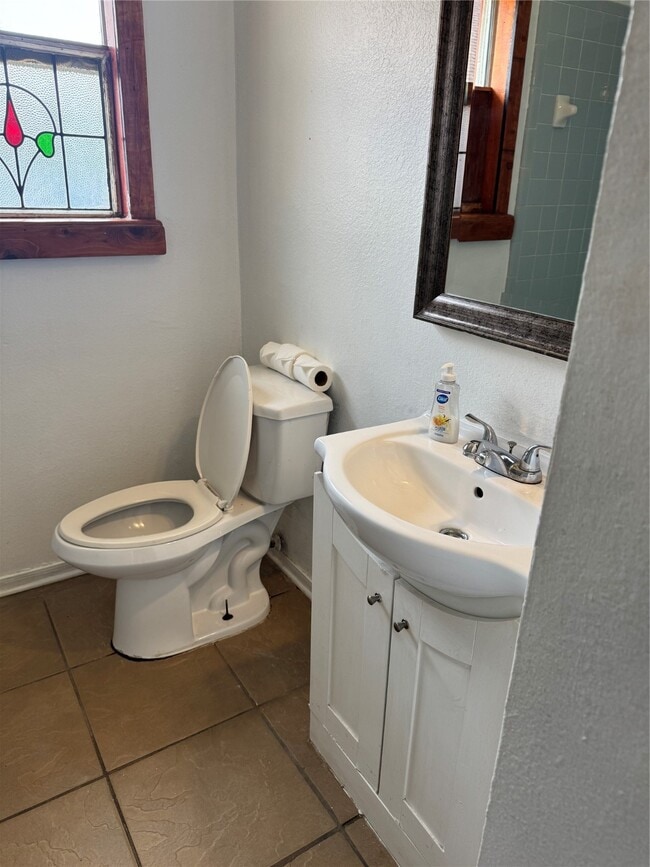 Building Photo - 6430 Garden Canyon Dr