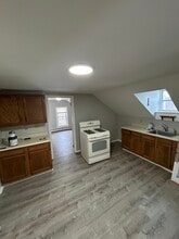 Building Photo - 110 Chase Ave