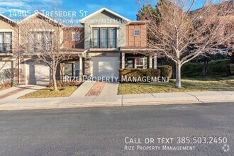 Building Photo - 14905 Treseder St