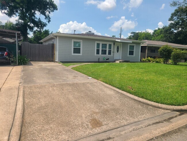 Foto del edificio - 3834 Rosedale St