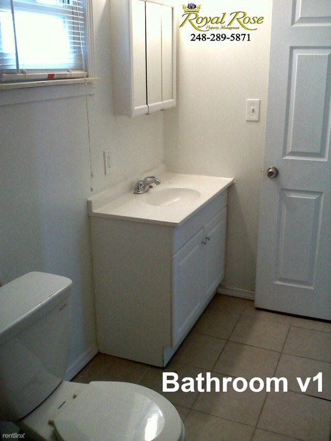 Building Photo - 3 br, 1 bath House - 22932 Garfield St