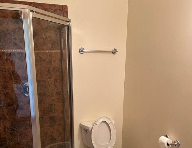 Foto del edificio - 116 N Main St