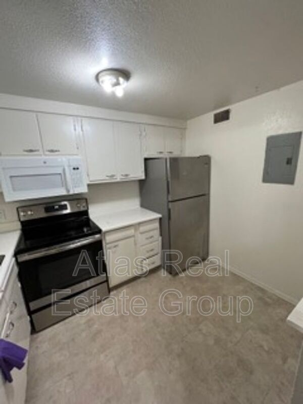 Foto del edificio - 2580 S Valley Hwy