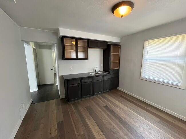 Foto del edificio - 5700 N 60th St
