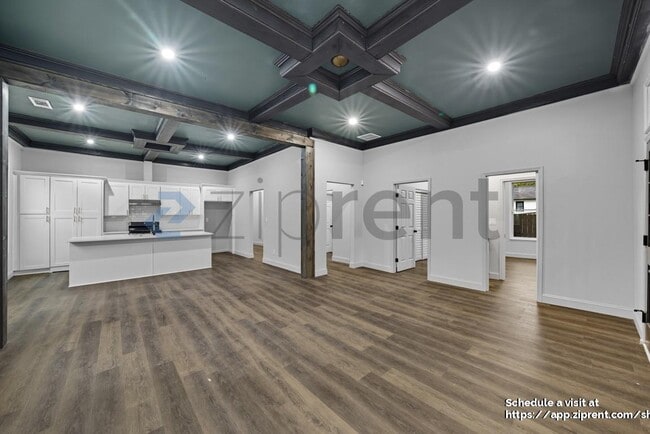 Building Photo - 981 Metropolitan Pkwy SW