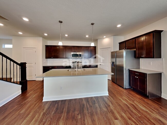 Building Photo - 8067 Hula Popper St