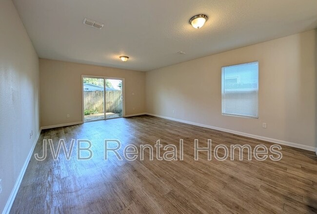 Building Photo - 8141 Dandy Ave