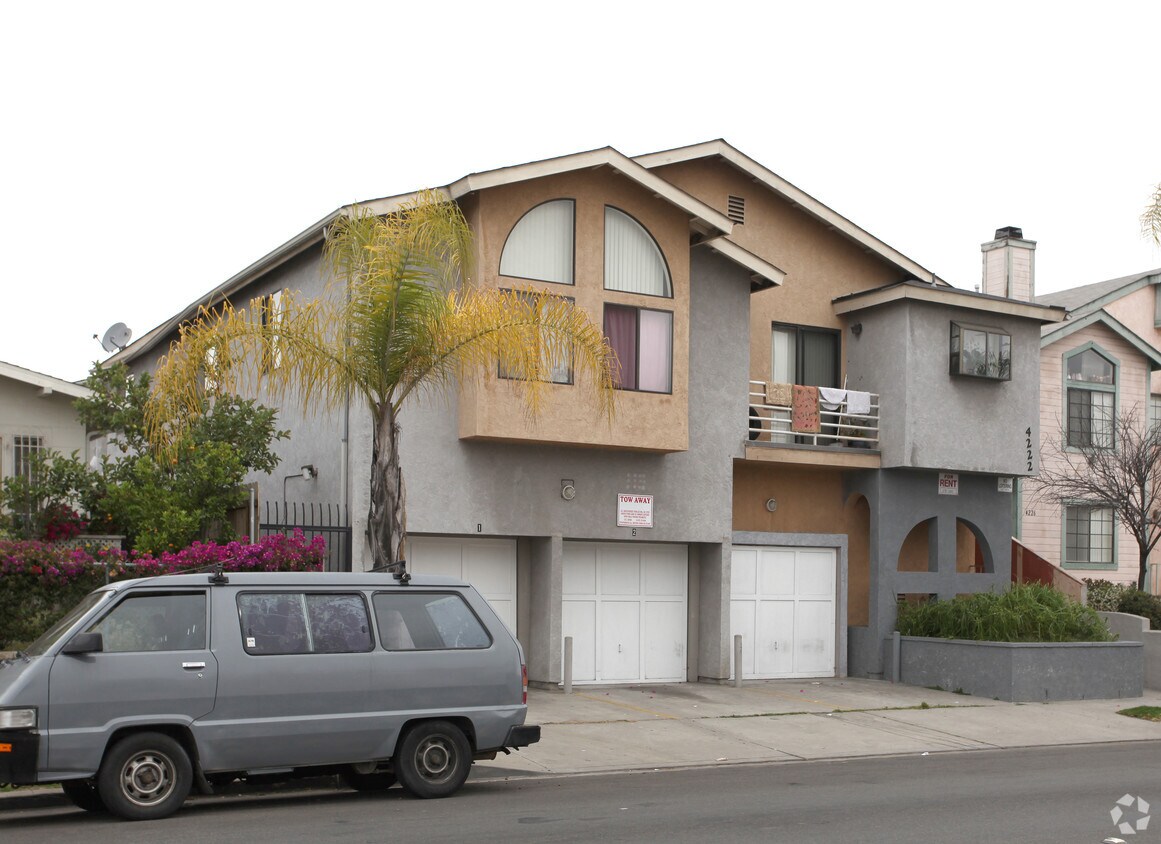 Primary Photo - 4222 43rd St