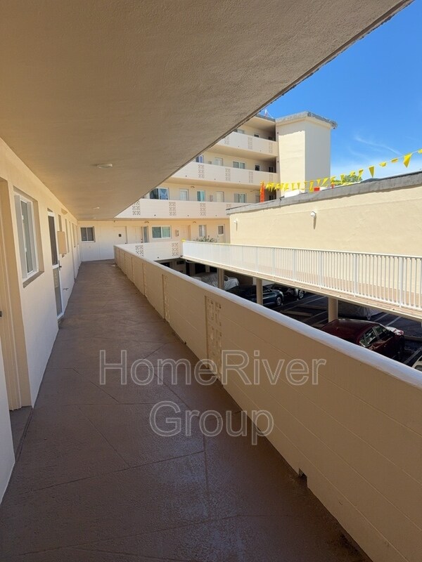 Foto del edificio - 1200 N Shore Dr NE