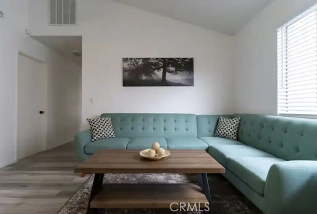 Foto principal - 517 S Hewes St