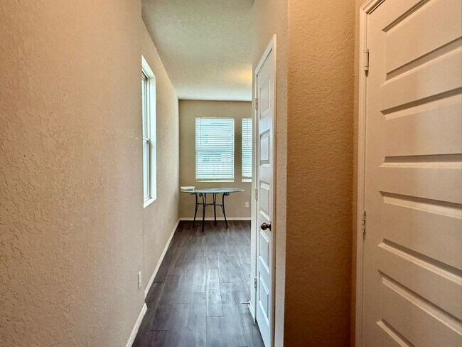 Foto del edificio - 10534 Green Rock Dr