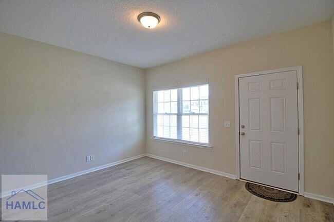 Foto del edificio - 260 Whippoorwill Wy NE