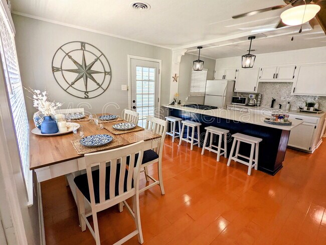 Foto del edificio - 104 Charleswood Ln