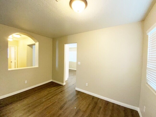 Building Photo - 9373 Red Rose Ave