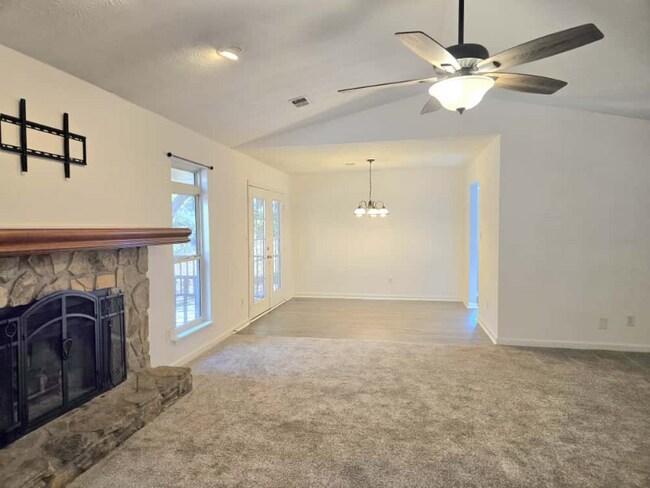 Foto del edificio - 506 Ridgedale Way