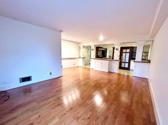 Foto del edificio - Capitol Hill Condo