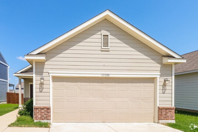 Building Photo - 13108 Foreston Dr