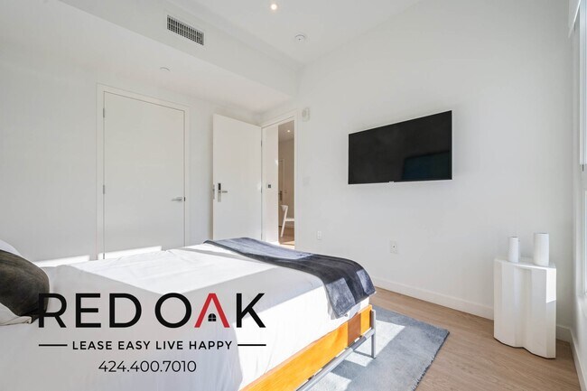 Foto del edificio - ~10 Weeks FREE~ Glorious, Fully Furnished ...