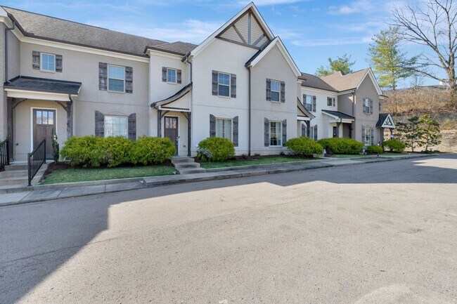 Foto del edificio - Harpeth Park Townhome in Bellevue