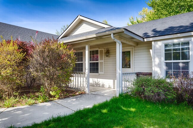 Foto del edificio - Remodeled Boise home with 4 bedrooms