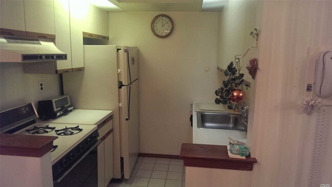 Foto del edificio - 61-12 69th St