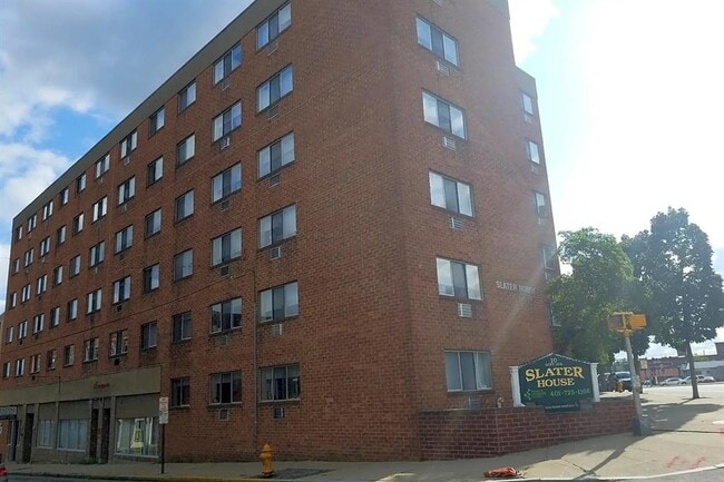 Foto del edificio - 10 Goff Ave