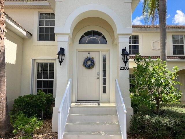 Fort Myers, 
                        , –