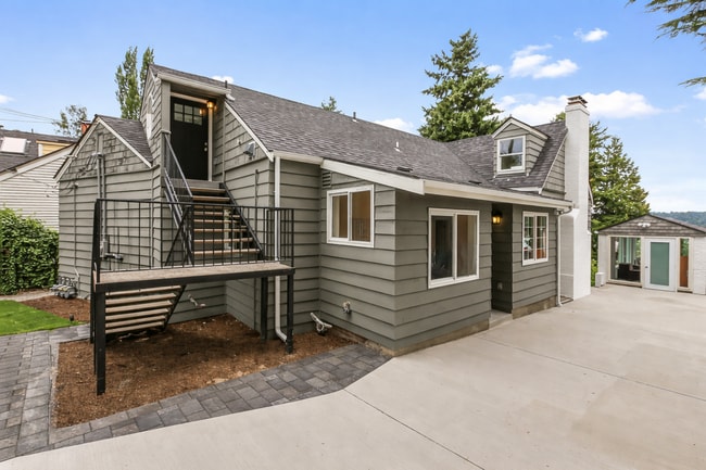 Foto del edificio - Sand Point Apartments