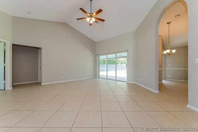 Building Photo - 13789 Geranium Pl