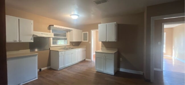 Building Photo - 1117 Colquitt Ave