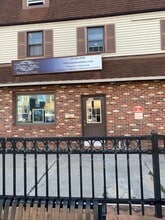 Building Photo - 635 Frederick Rd