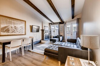 Building Photo - 56 Uneva Place