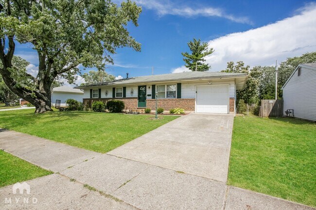 Building Photo - 2158 Easthaven Dr