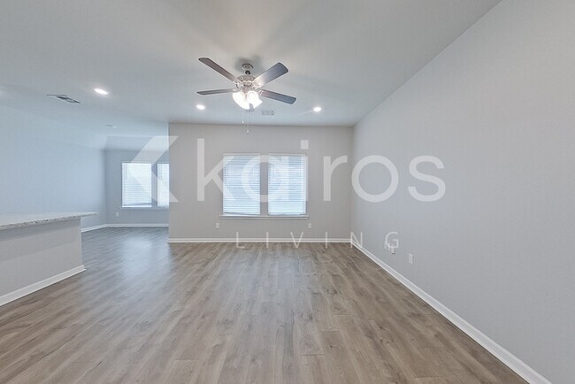 Foto del edificio - 123 Yardley Ct