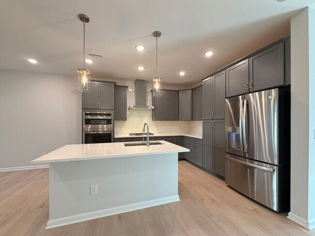 Foto del edificio - 2459 Englemann Dr