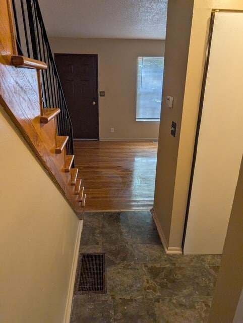 Foto del edificio - 2816 E 10th St