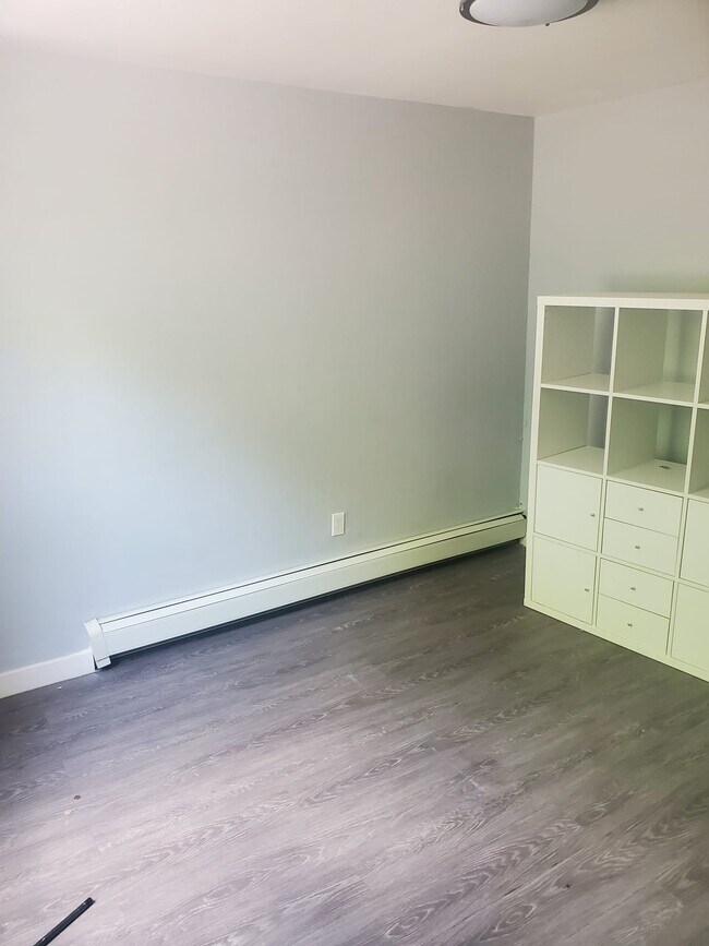 561 Van Cortlandt Park Ave Unit 2, Yonkers, NY 10705 Apartments in