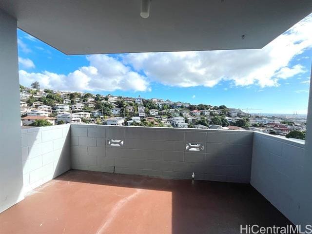 Building Photo - 2001 Aupuni St