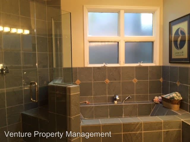 Building Photo - 349 Walsh Rd