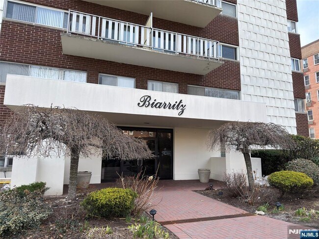 Foto del edificio - 2180 Center St