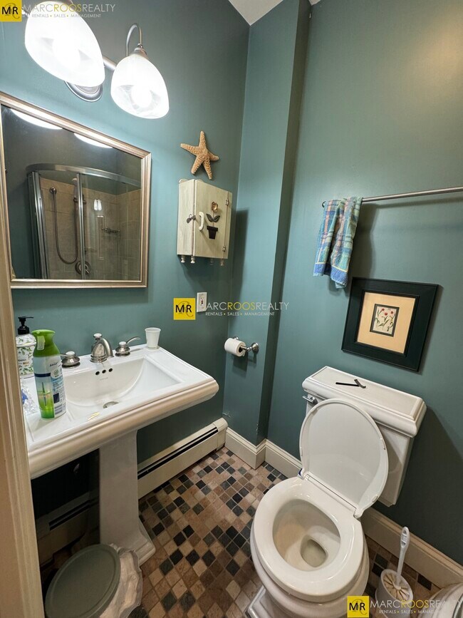 Foto del edificio - 439 Marlborough St