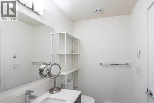 Building Photo - 3479 Wesbrook Mall