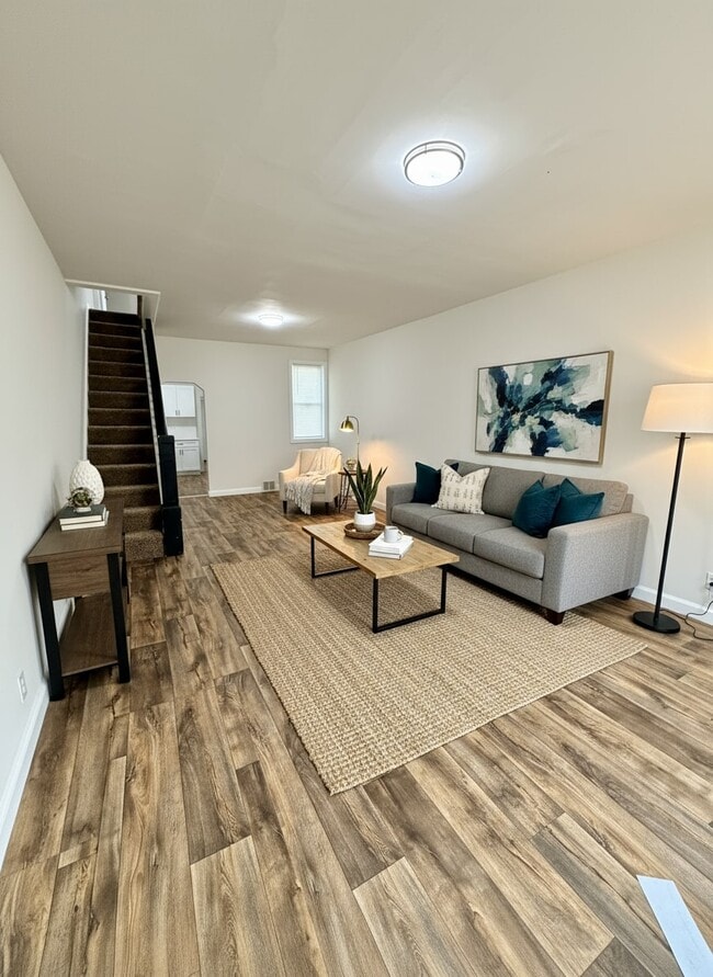 Photo - 1855 E Westmoreland St Townhome