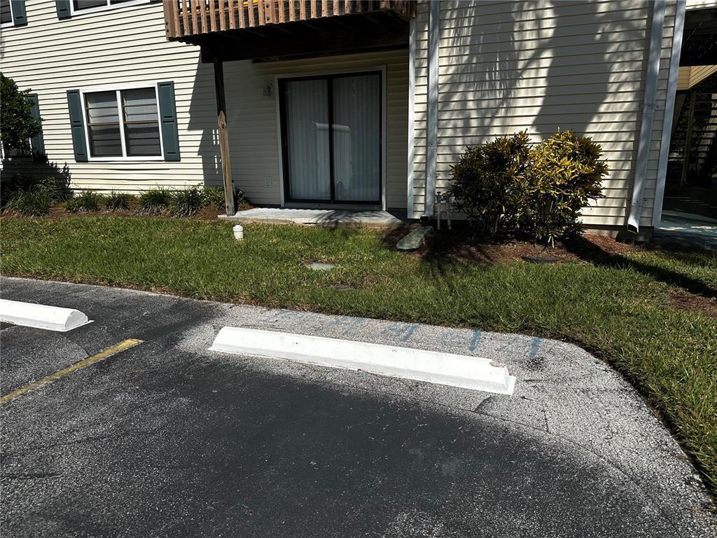 Primary Photo - 124 Loblolly Ct