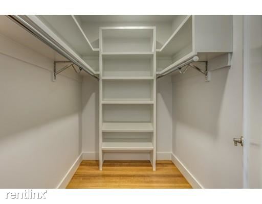 Foto del edificio - 529 E 4th St