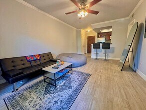 Building Photo - 4515 Briar Hollow Pl