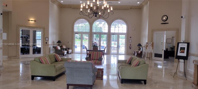 Foto del edificio - 8092 Driggs Hill